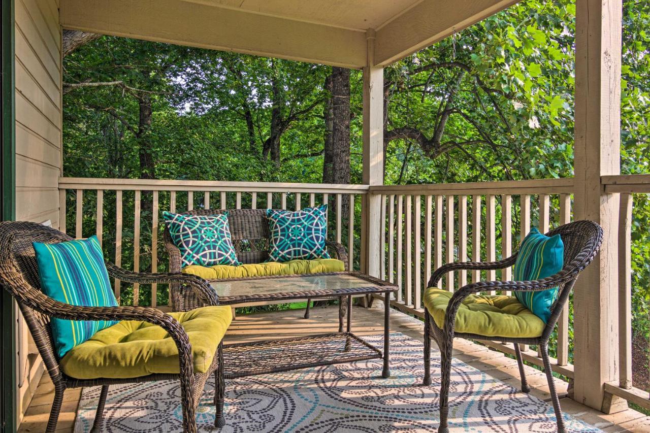 Modern Studio With Balcony About 1 Mi To Lake Lure! Exterior foto