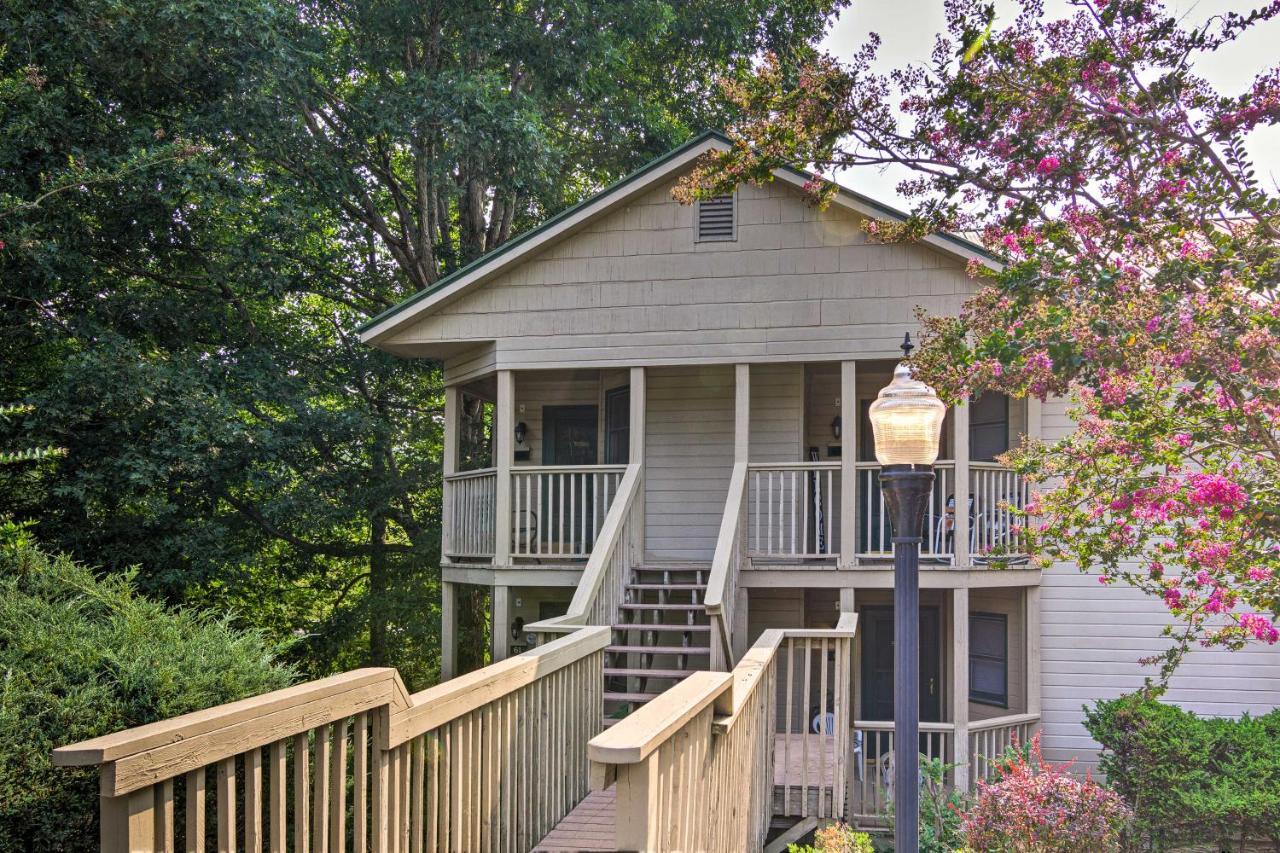 Modern Studio With Balcony About 1 Mi To Lake Lure! Exterior foto